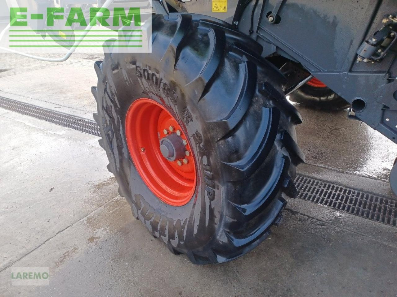 Combine harvester CLAAS lexion 670 tt terratrac v 900: picture 6