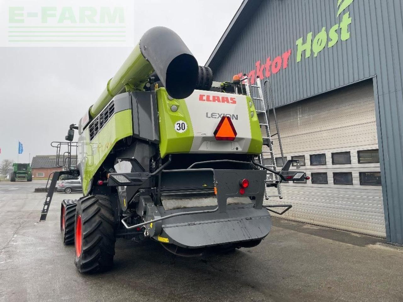 CLAAS lexion 6900 tt - Combine harvester: picture 5 CLAAS lexion 6900 tt - Combine harvester: picture 5