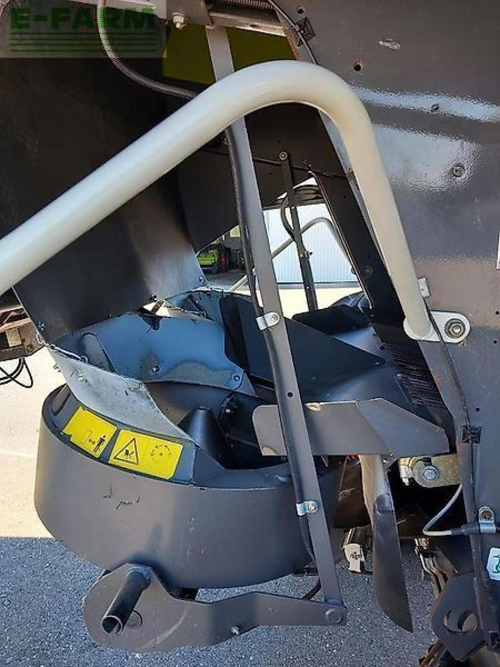 Combine harvester CLAAS lexion 750: picture 8