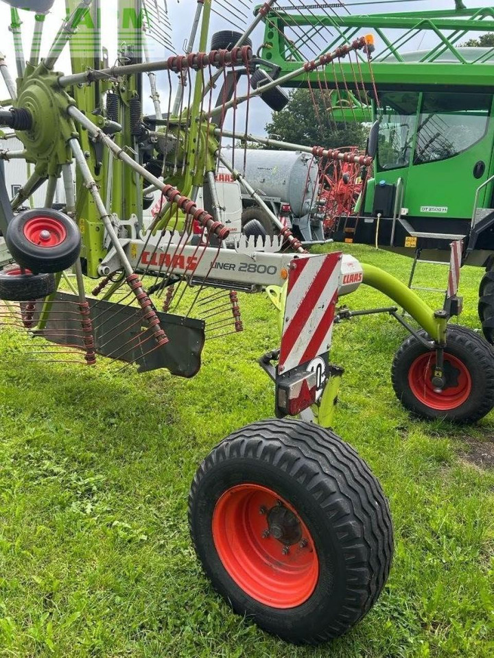 CLAAS liner 2800 - Tedder/ Rake: picture 4 CLAAS liner 2800 - Tedder/ Rake: picture 4