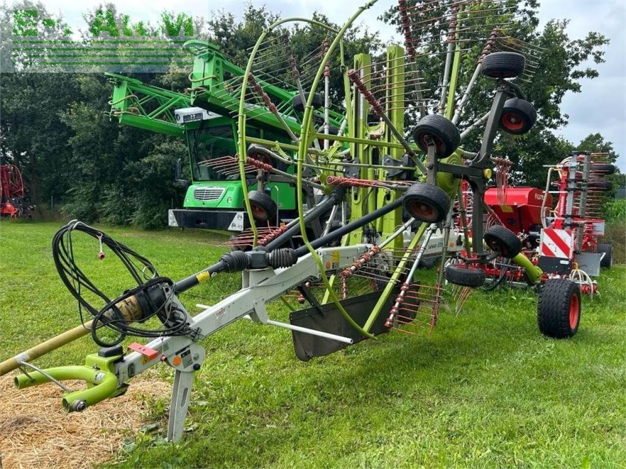 CLAAS liner 2800 - Tedder/ Rake: picture 3 CLAAS liner 2800 - Tedder/ Rake: picture 3
