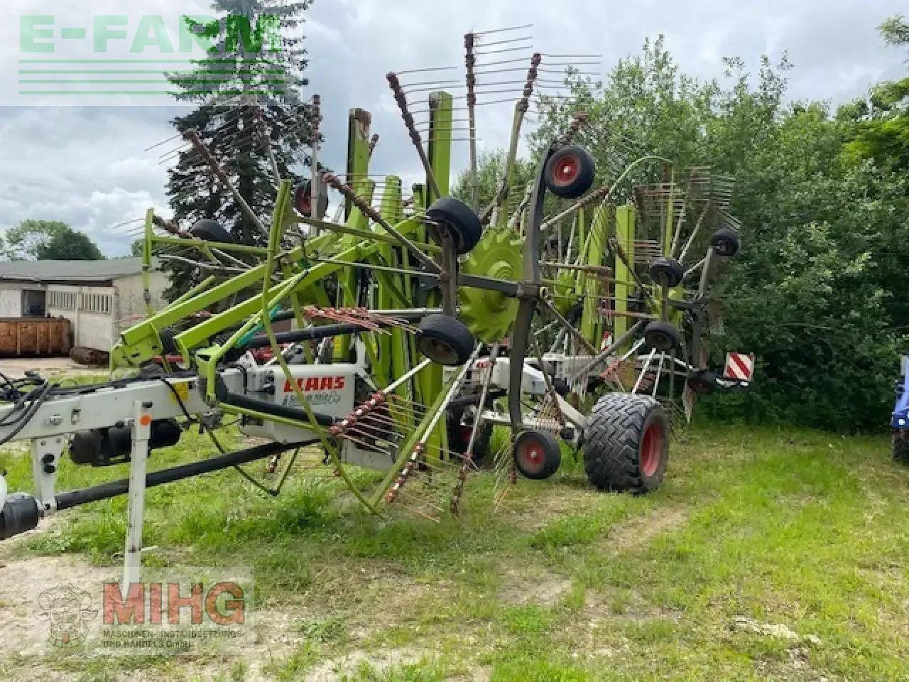 CLAAS liner 4000 - Tedder/ Rake: picture 1 CLAAS liner 4000 - Tedder/ Rake: picture 1