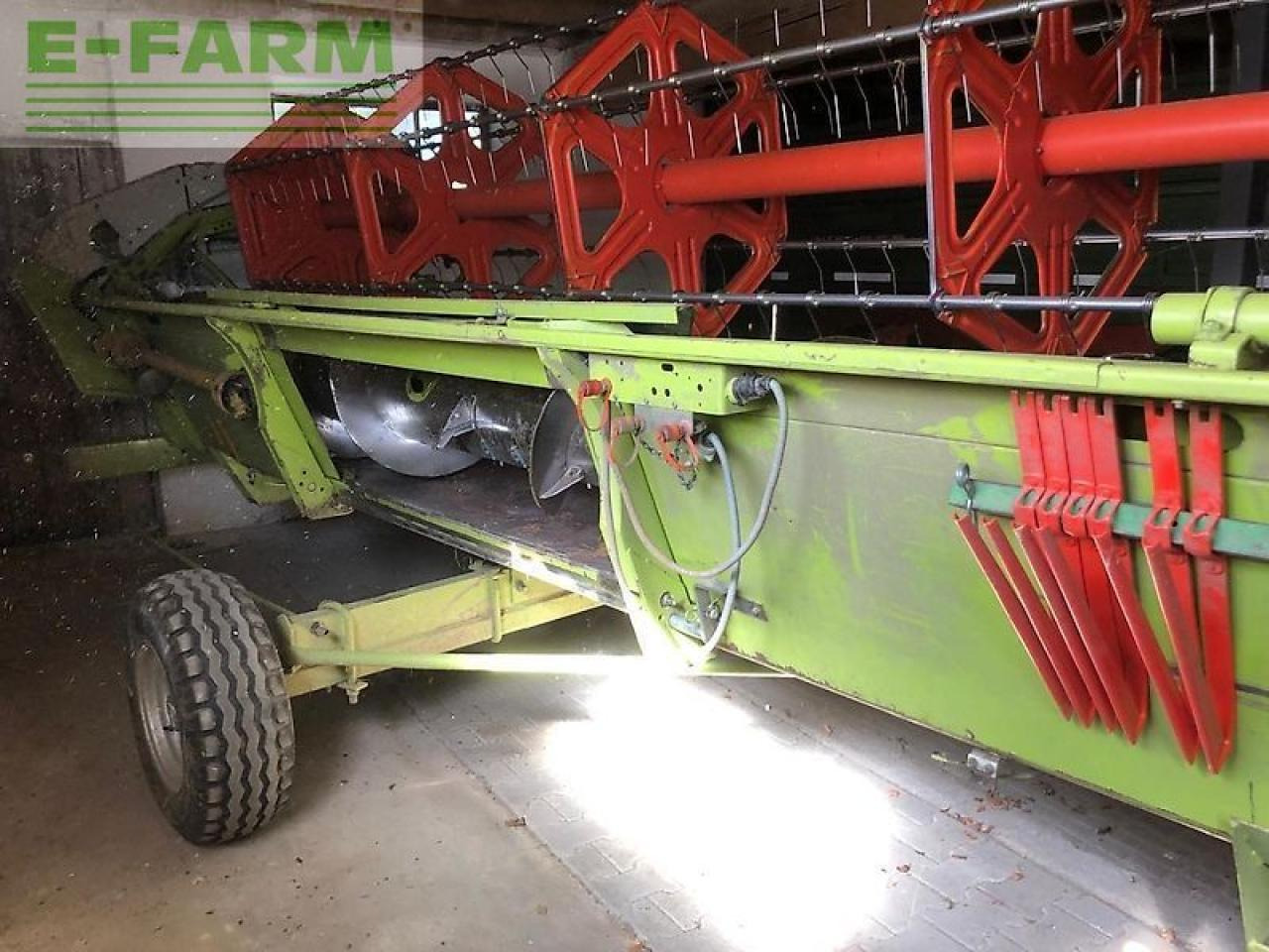 Combine harvester CLAAS mega 208: picture 31