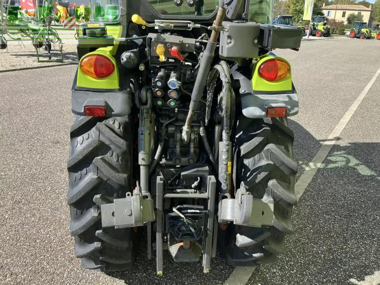 CLAAS nexos 220 s - Farm tractor: picture 3 CLAAS nexos 220 s - Farm tractor: picture 3