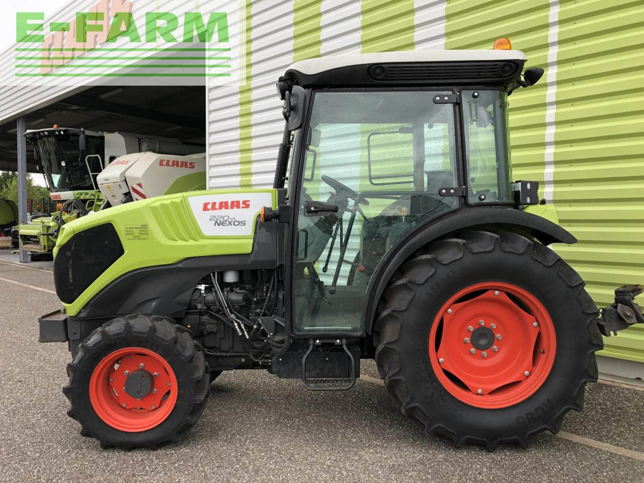 CLAAS nexos 220 vl - Farm tractor: picture 2 CLAAS nexos 220 vl - Farm tractor: picture 2