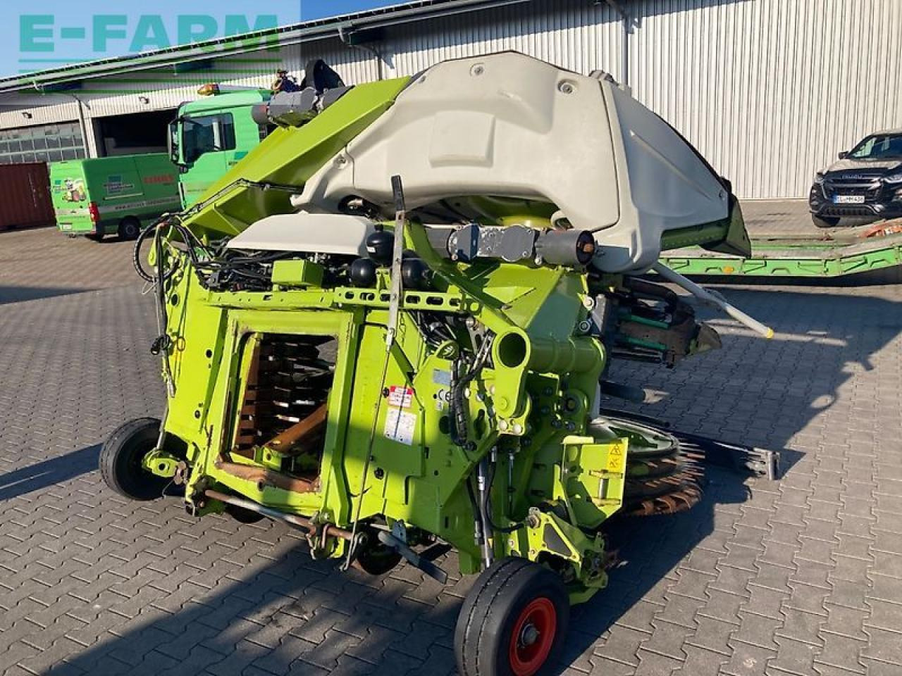 Forage harvester attachment CLAAS orbis 750: picture 9