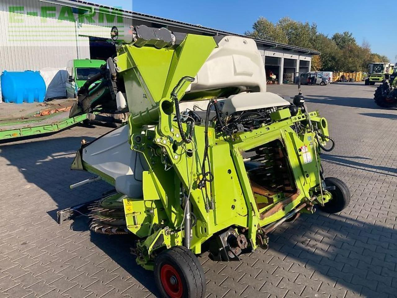 Forage harvester attachment CLAAS orbis 750: picture 6