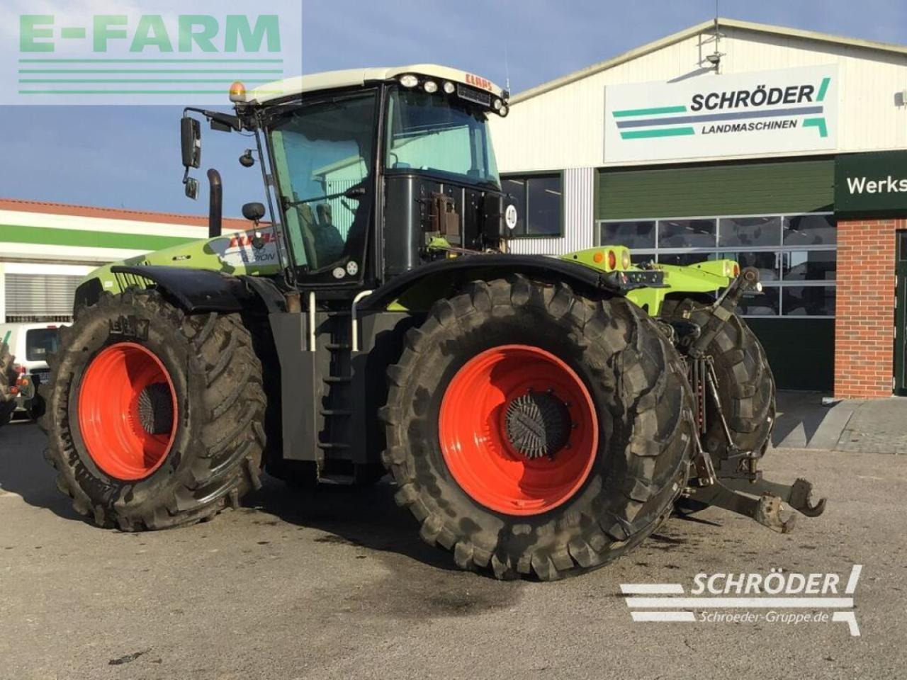 CLAAS xerion 4500 - Farm tractor: picture 3 CLAAS xerion 4500 - Farm tractor: picture 3