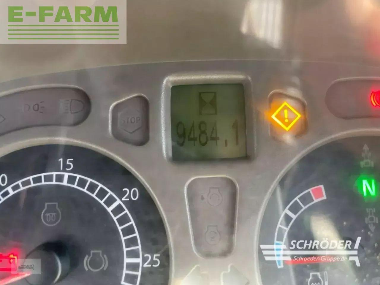Farm tractor Case-IH cvx 1155: picture 21