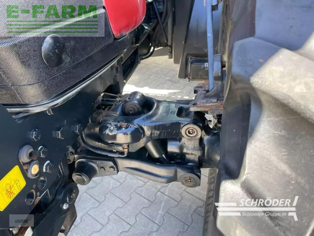 Farm tractor Case-IH cvx 1155: picture 17