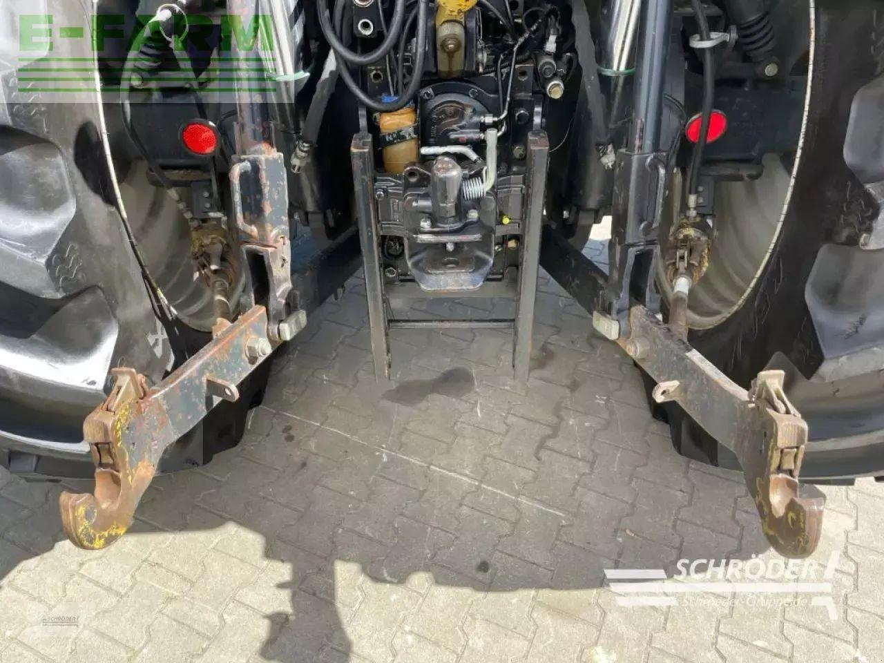 Farm tractor Case-IH cvx 1155: picture 6