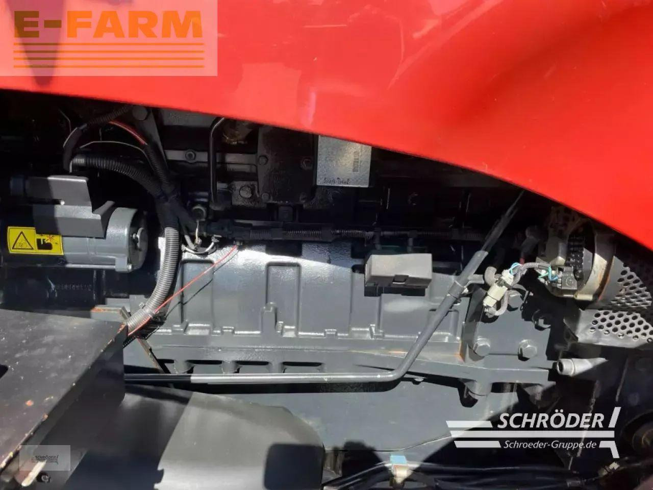Farm tractor Case-IH cvx 1155: picture 9