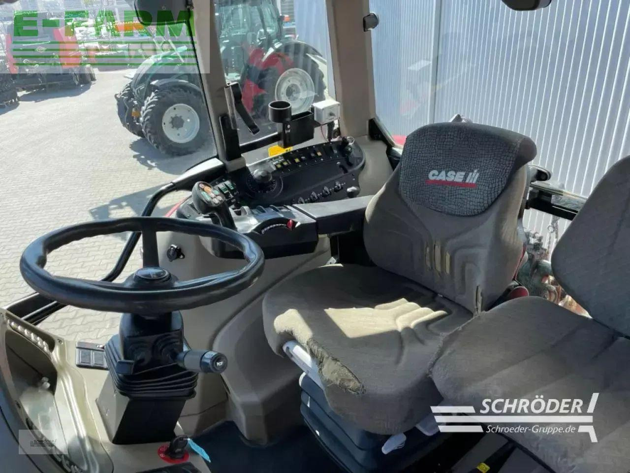 Farm tractor Case-IH cvx 1155: picture 19