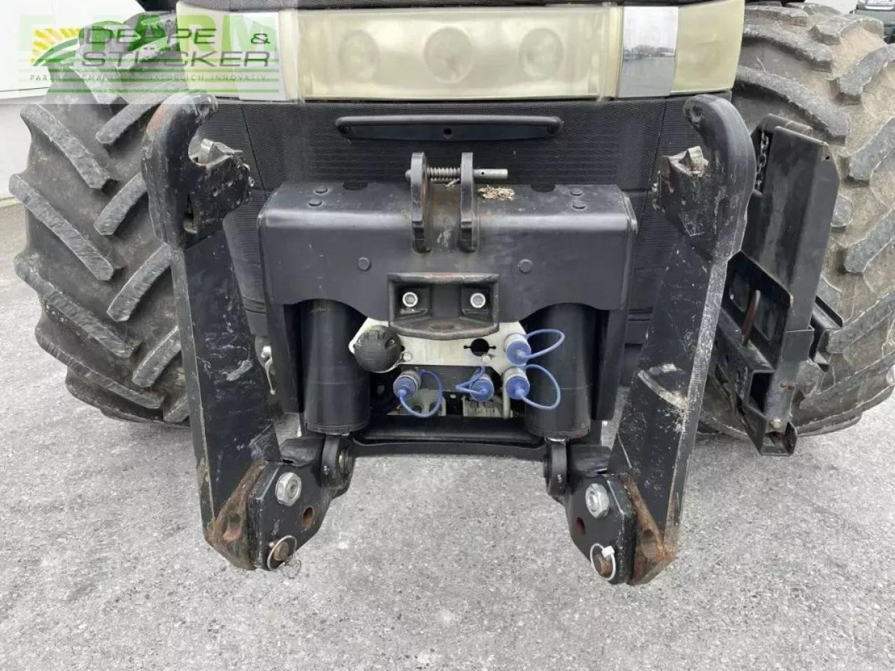 Farm tractor Case-IH magnum 380 cvx: picture 23