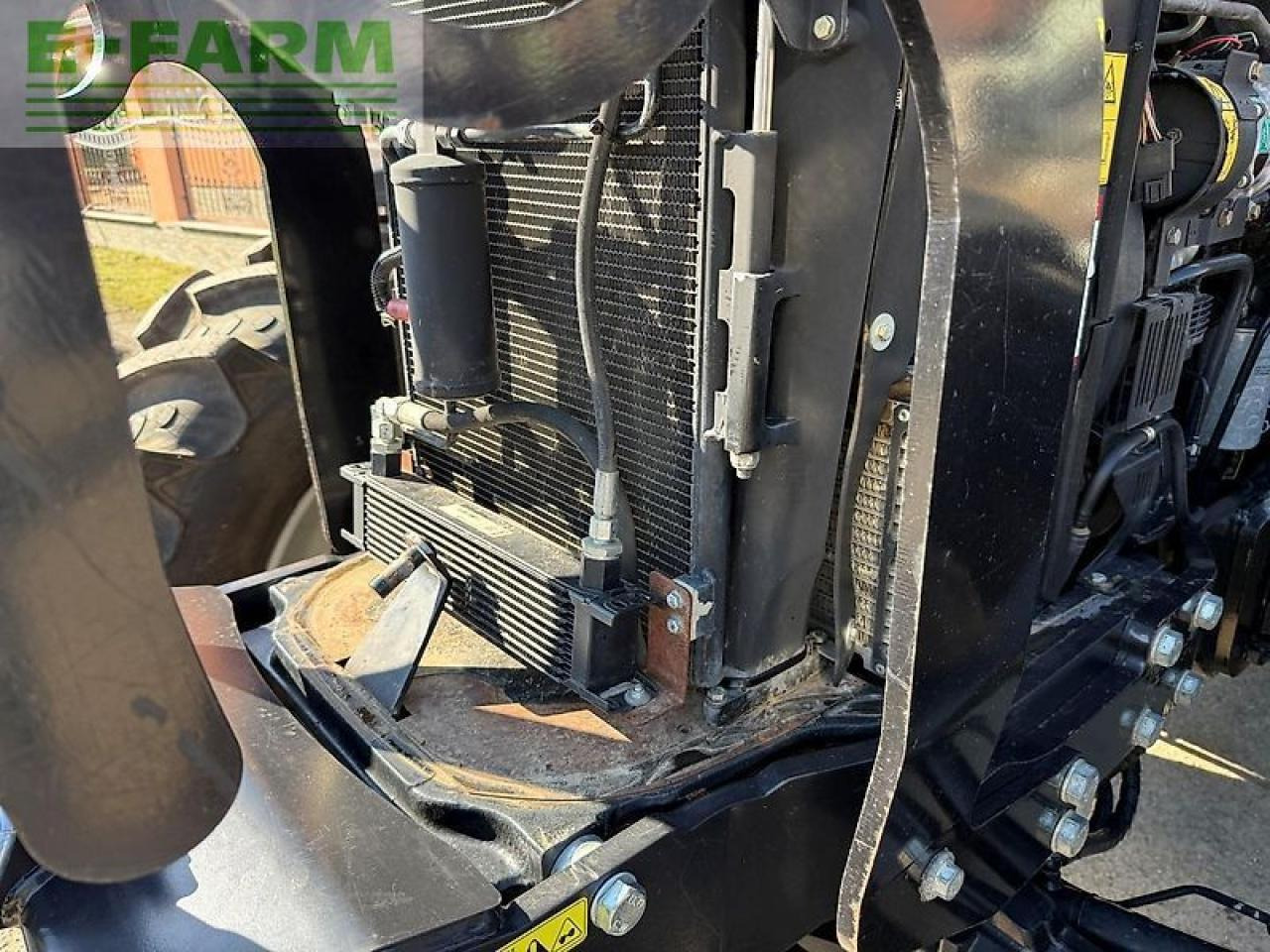 Farm tractor Case-IH maxxum 115: picture 38