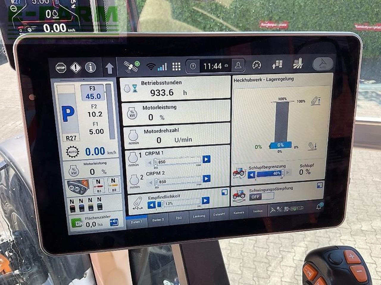 Farm tractor Case-IH optum 300 cvxdrive afs inkl. rtk: picture 12