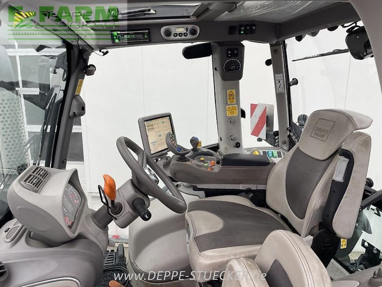 Farm tractor Deutz-Fahr 6210 agrotron ttv warrior: picture 10