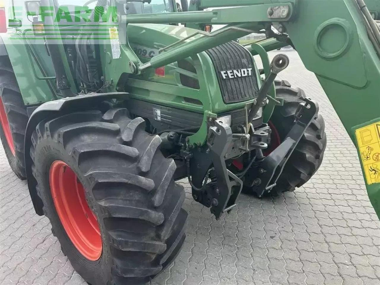 Fendt 309 c med fendt læsser - Farm tractor: picture 3 Fendt 309 c med fendt læsser - Farm tractor: picture 3
