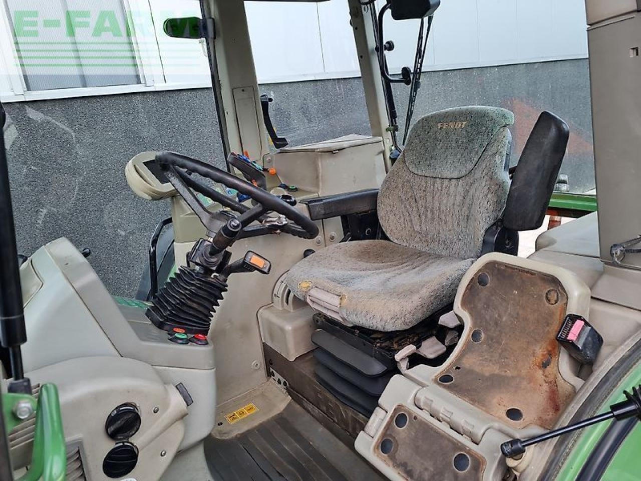 Farm tractor Fendt 716 vario com1: picture 7
