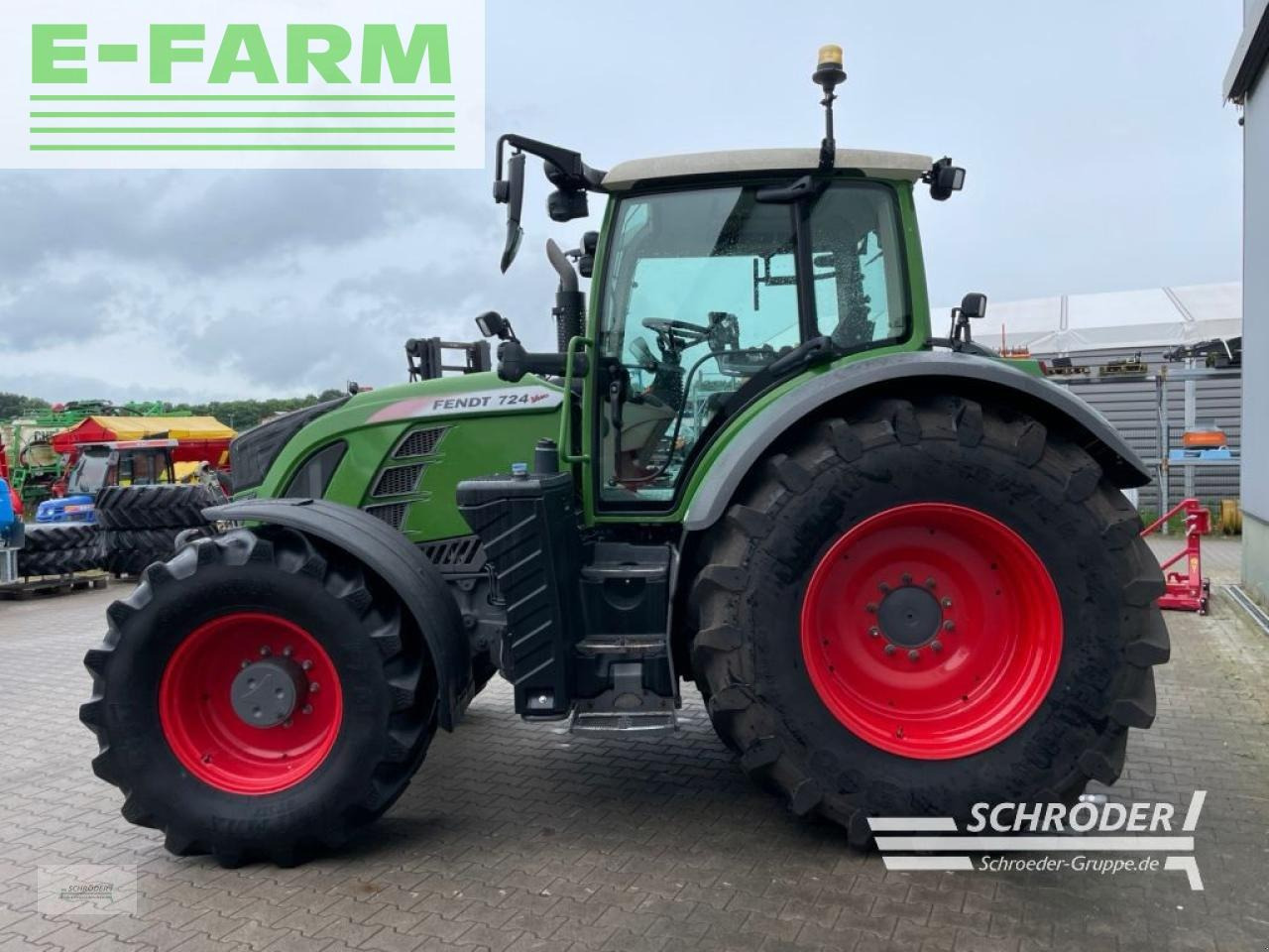 Fendt 724 s4 power plus rtk - Farm tractor: picture 4 Fendt 724 s4 power plus rtk - Farm tractor: picture 4