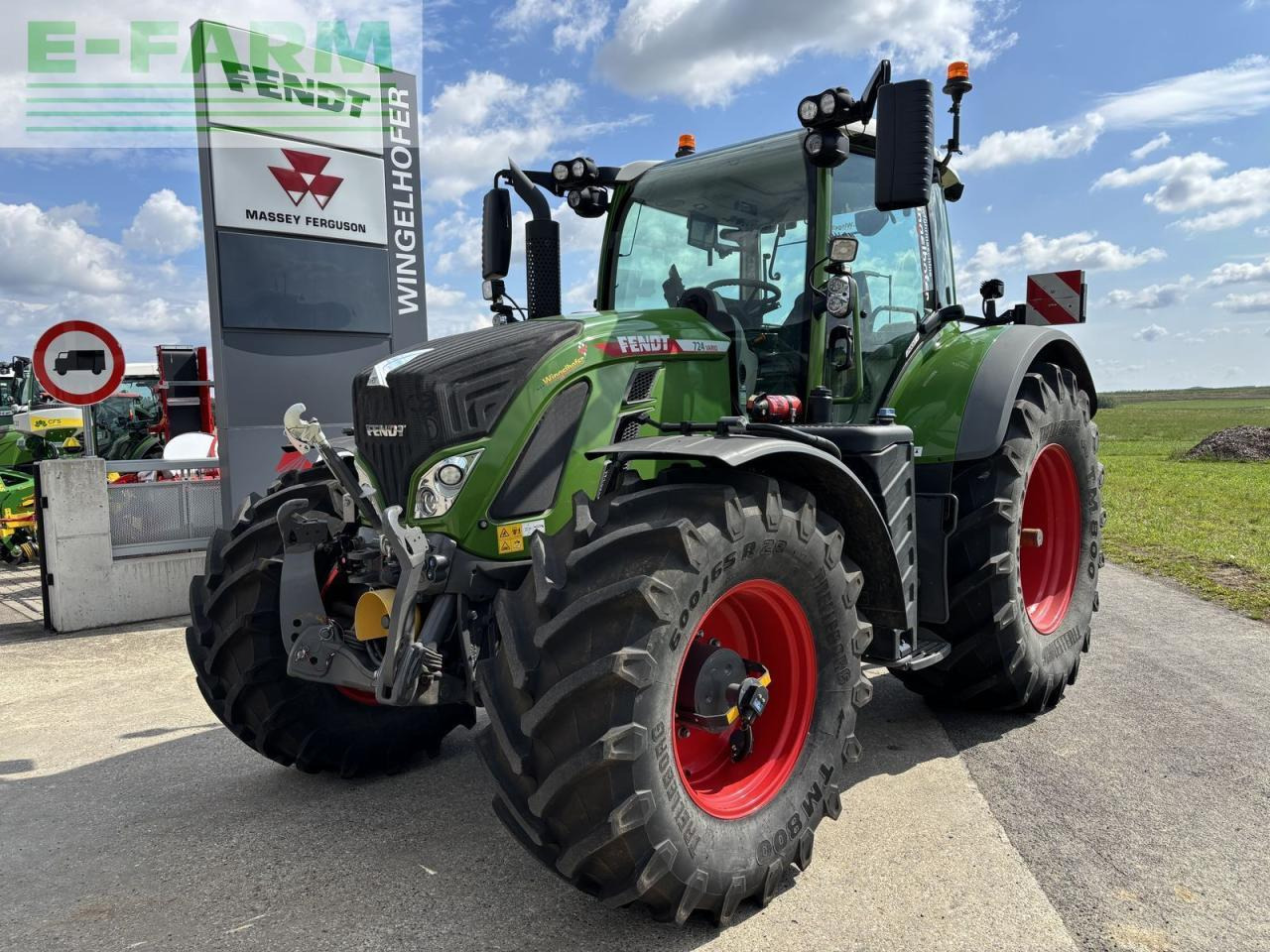 Fendt 724 vario profi+ ProfiPlus - Farm tractor: picture 1 Fendt 724 vario profi+ ProfiPlus - Farm tractor: picture 1