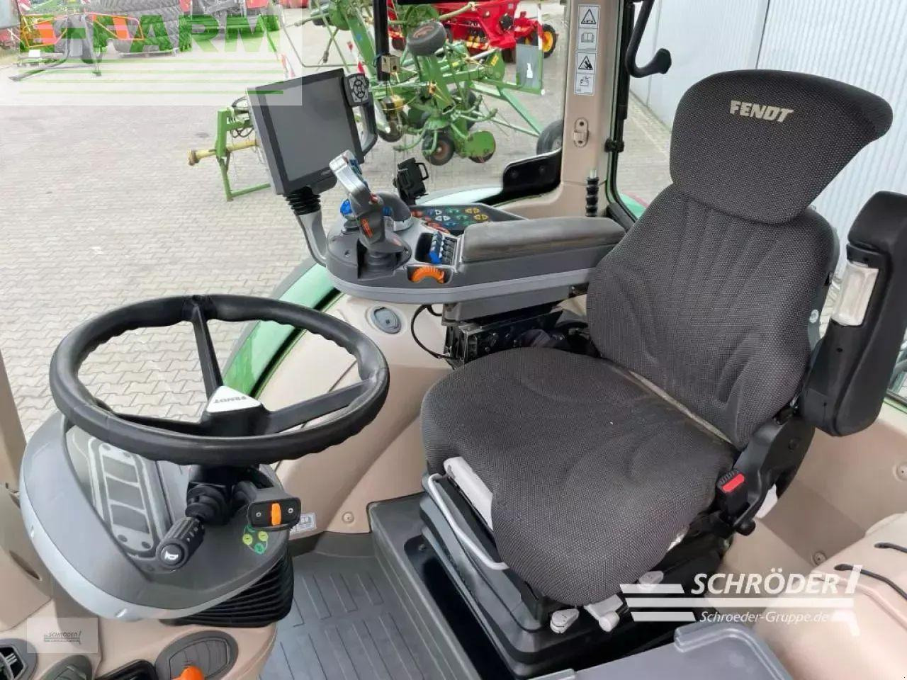 Farm tractor Fendt 724 vario s4 profi plus ProfiPlus: picture 10