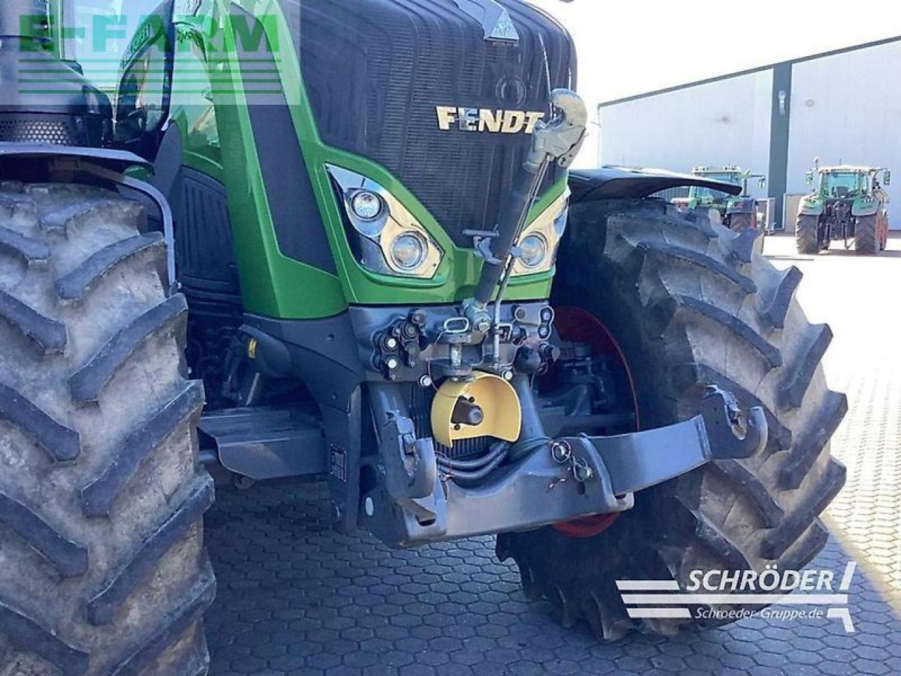 Farm tractor Fendt 824 vario s4 profi plus ProfiPlus: picture 11