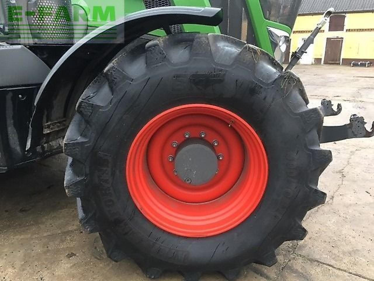 Farm tractor Fendt 828: picture 7