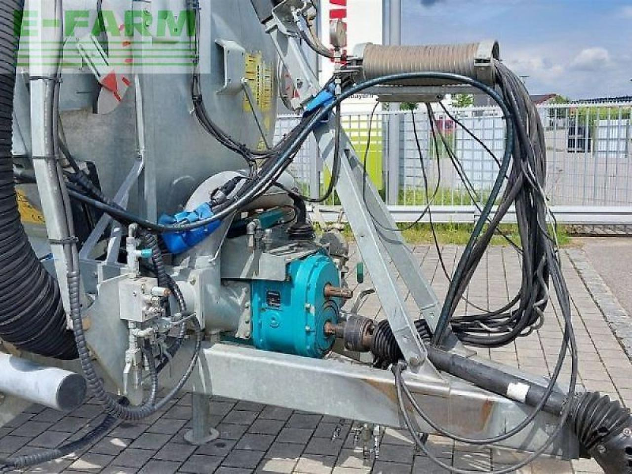 Fertilizing equipment Fliegl pfw 16000 tandem fox: picture 8