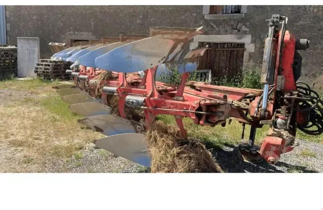 Gregoire Besson 6 corps - Plow: picture 1 Gregoire Besson 6 corps - Plow: picture 1