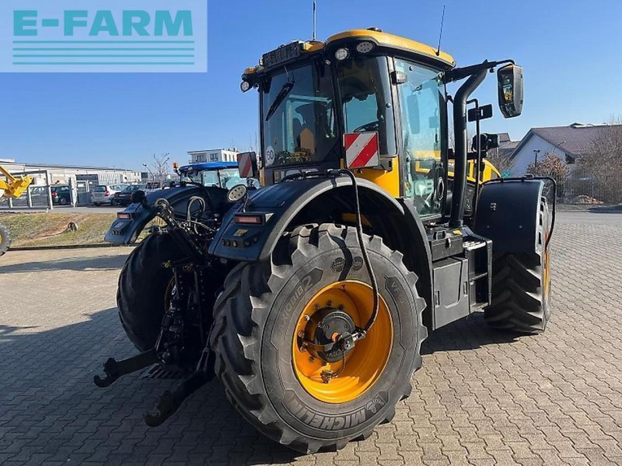 JCB 4220 fastrac - Farm tractor: picture 3 JCB 4220 fastrac - Farm tractor: picture 3