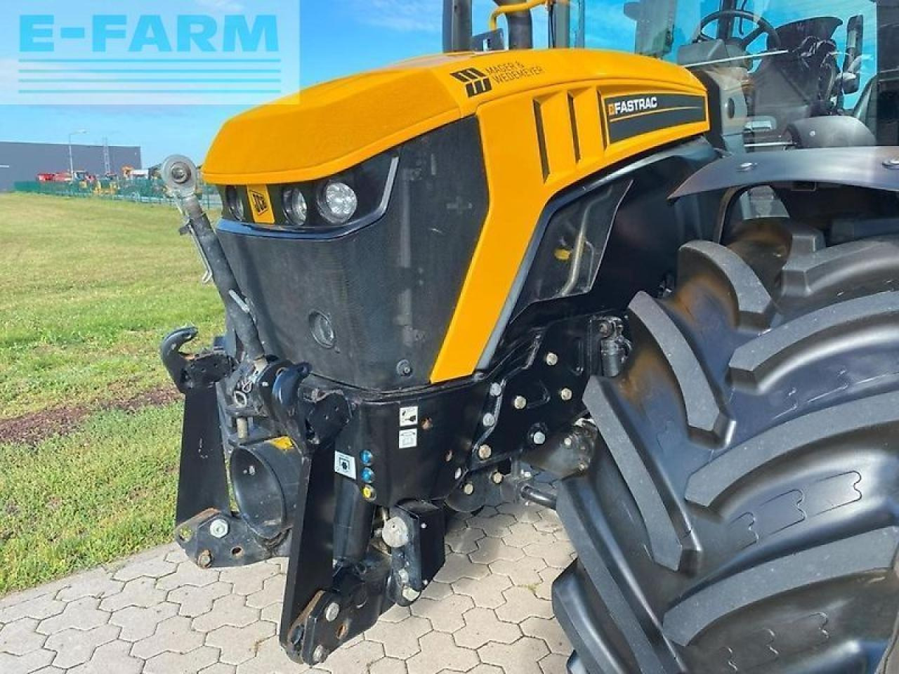 JCB 4220 icon - Farm tractor: picture 2 JCB 4220 icon - Farm tractor: picture 2