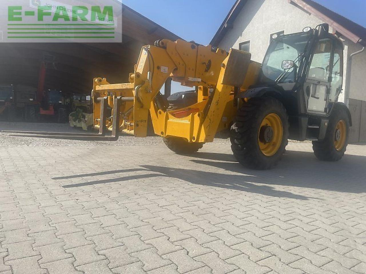 Telescopic handler JCB 540-180 hi-viz: picture 14