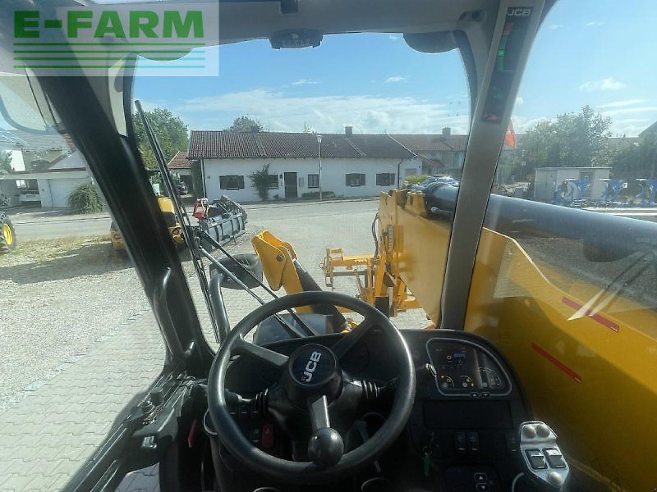 Telescopic handler JCB 540-180 hi-viz: picture 21