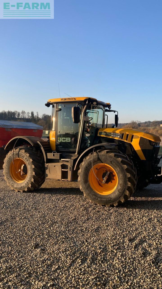 JCB Fastrac 4220 - Farm tractor: picture 4 JCB Fastrac 4220 - Farm tractor: picture 4