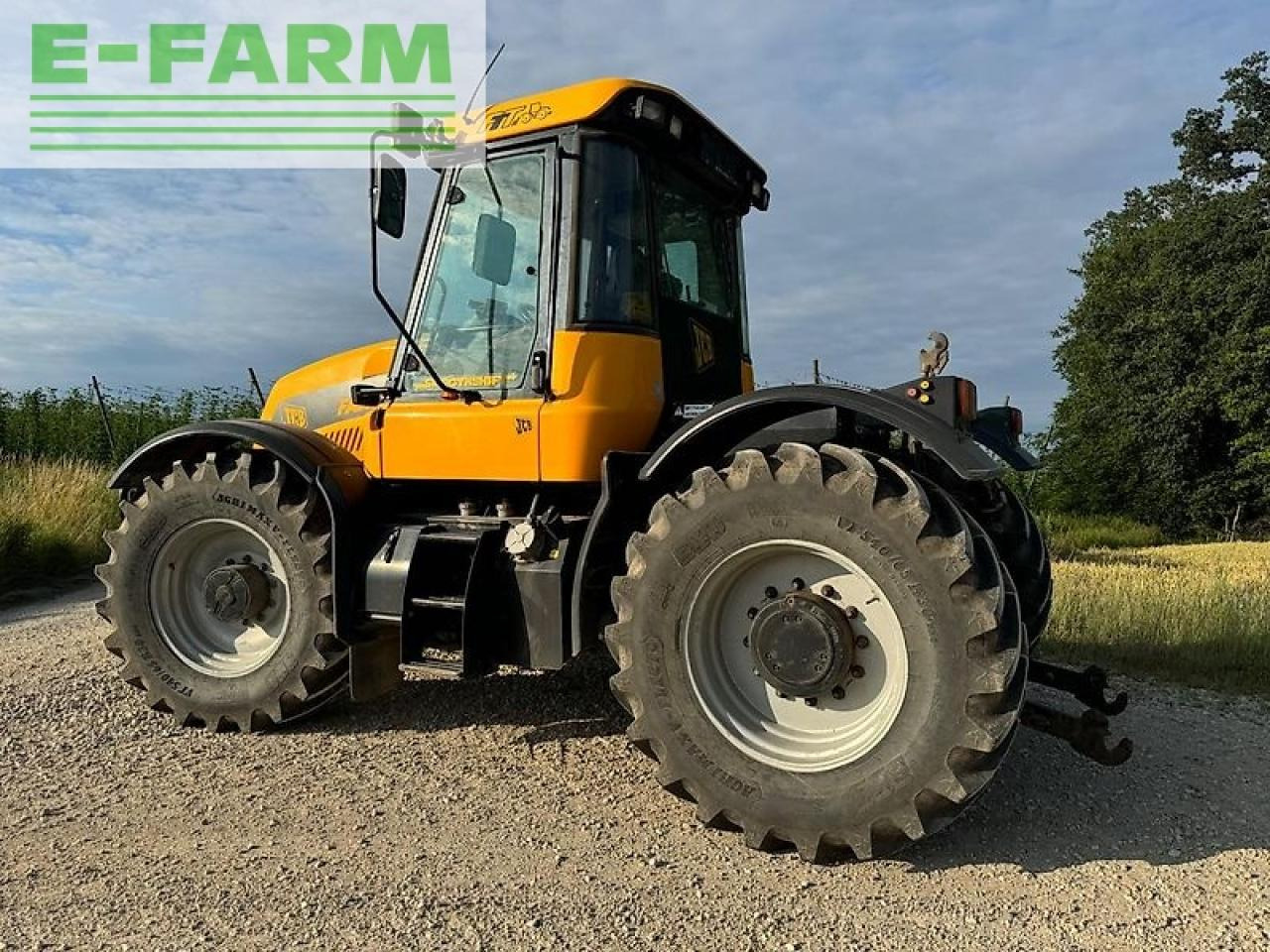 Farm tractor JCB fastrac 3185 smothshift: picture 6