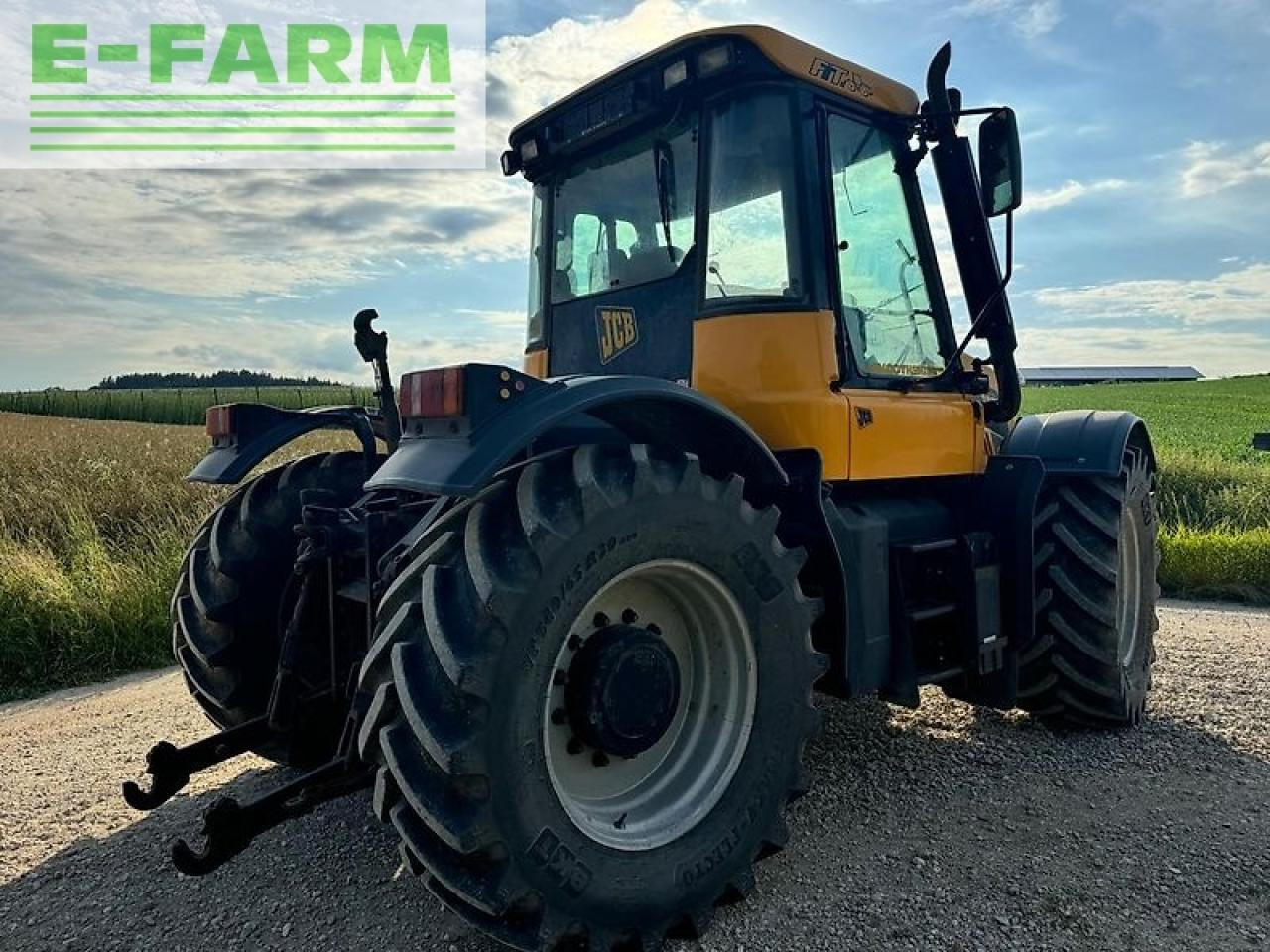 Farm tractor JCB fastrac 3185 smothshift: picture 8