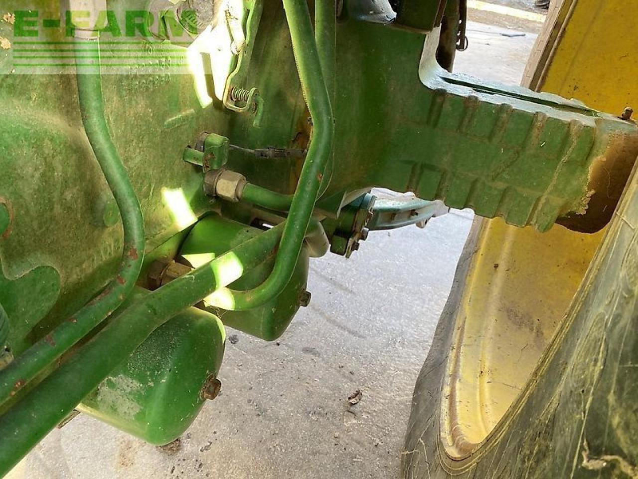 Farm tractor John Deere 4755: picture 19