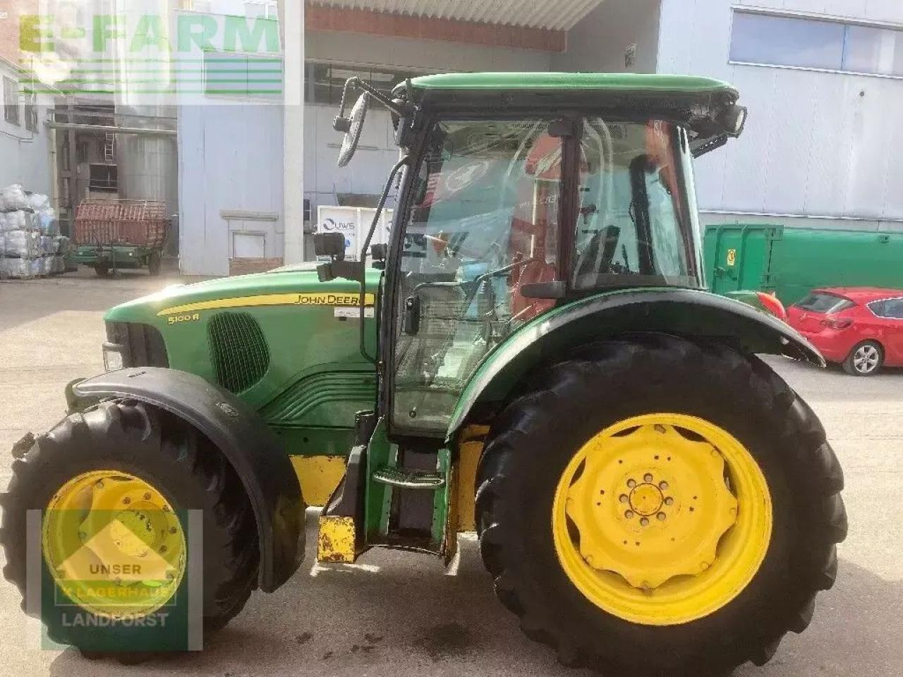 John Deere 5100 r - Farm tractor: picture 5 John Deere 5100 r - Farm tractor: picture 5