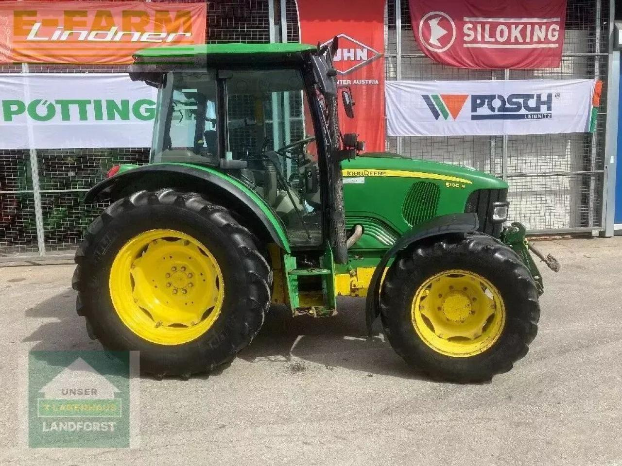 John Deere 5100 r - Farm tractor: picture 2 John Deere 5100 r - Farm tractor: picture 2