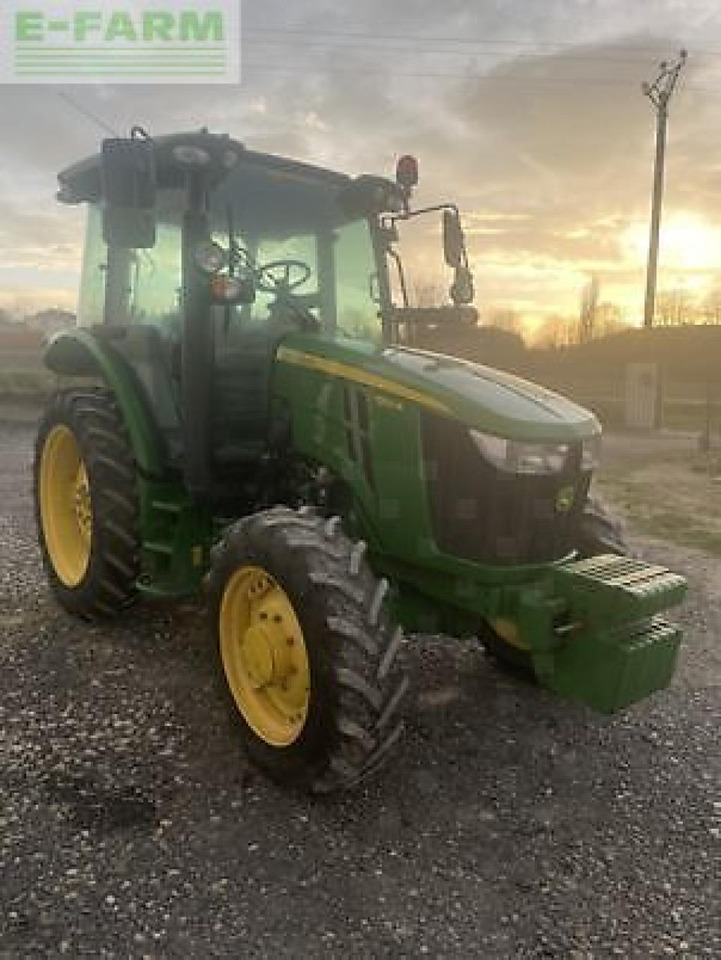 John Deere 5100r - Farm tractor: picture 2 John Deere 5100r - Farm tractor: picture 2