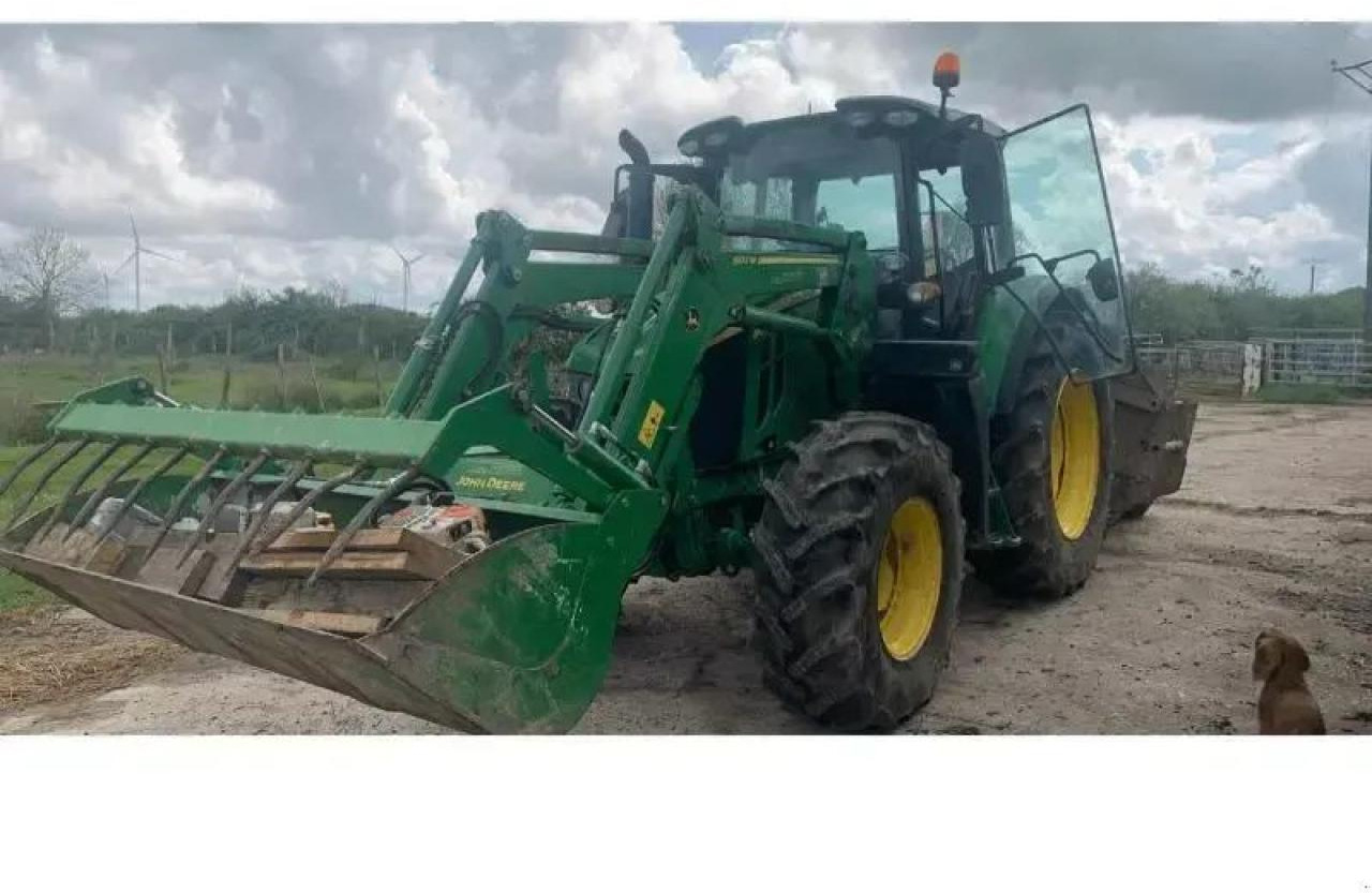 John Deere 6100m - Farm tractor: picture 2 John Deere 6100m - Farm tractor: picture 2