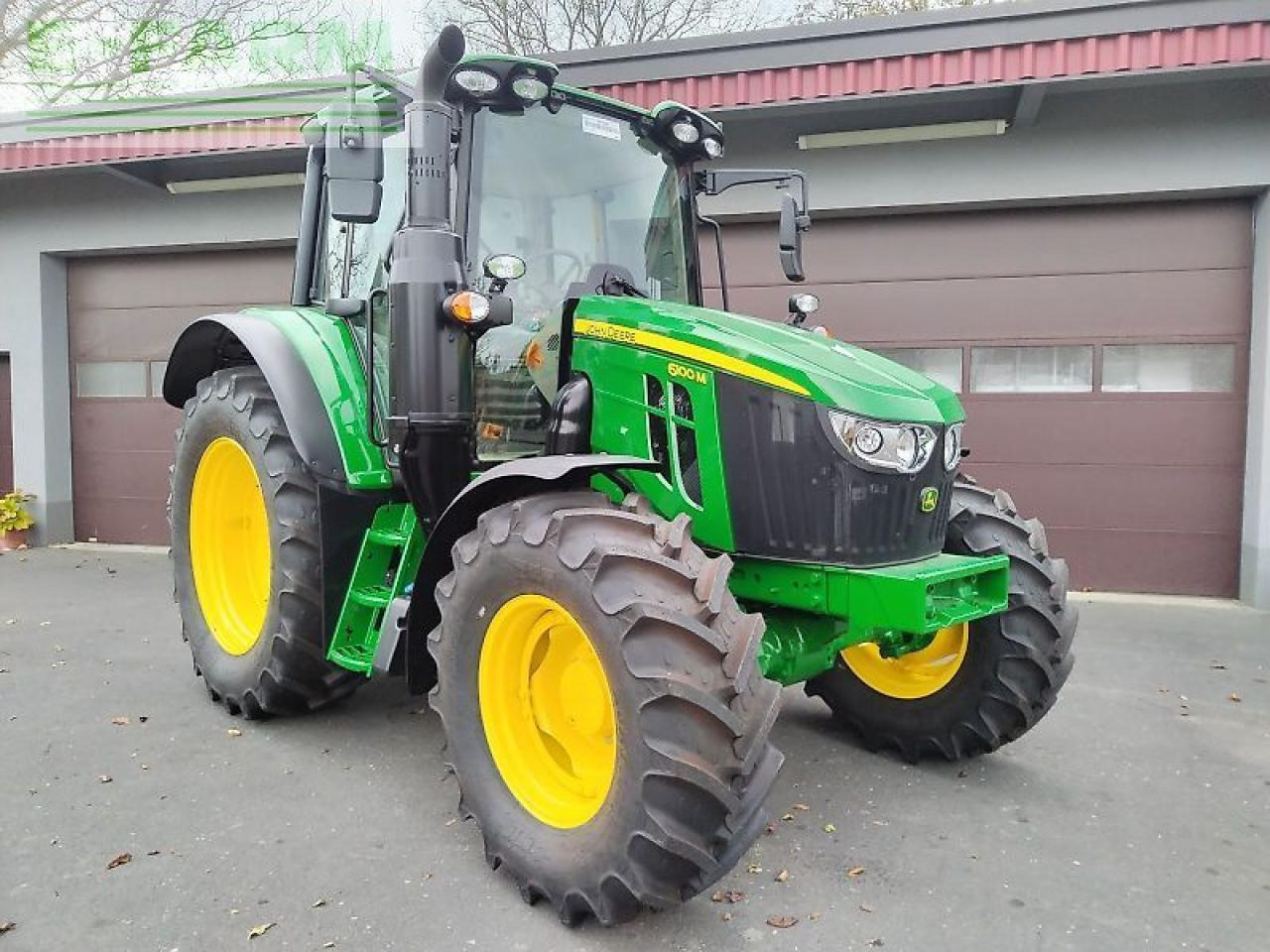 John Deere 6100m - Farm tractor: picture 1 John Deere 6100m - Farm tractor: picture 1