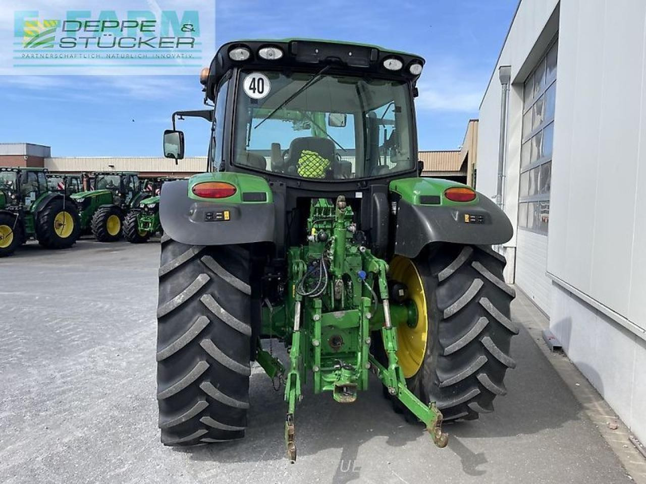 Farm tractor John Deere 6110r: picture 13
