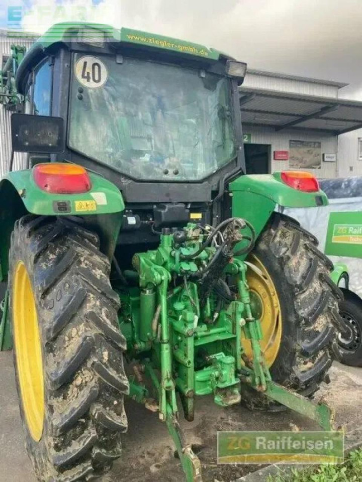 Farm tractor John Deere 6120 se: picture 8
