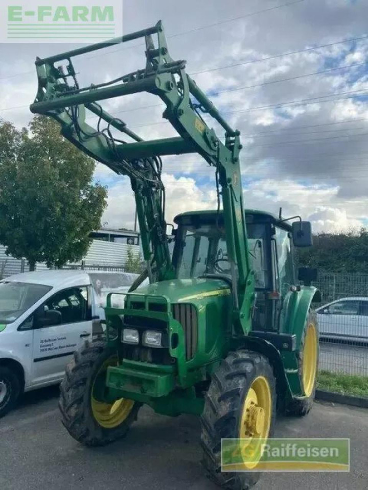 Farm tractor John Deere 6120 se: picture 9