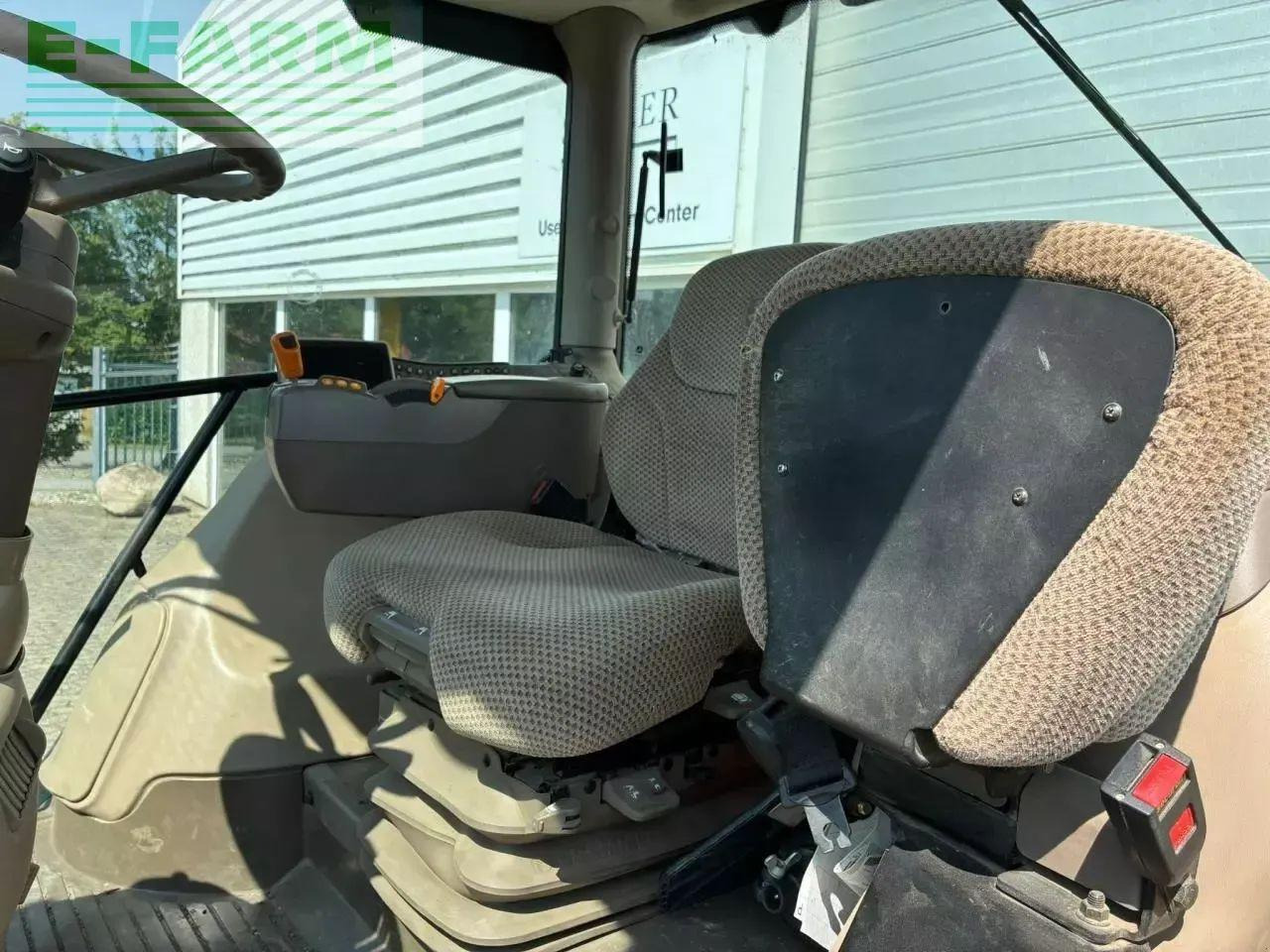 Farm tractor John Deere 6140r: picture 8