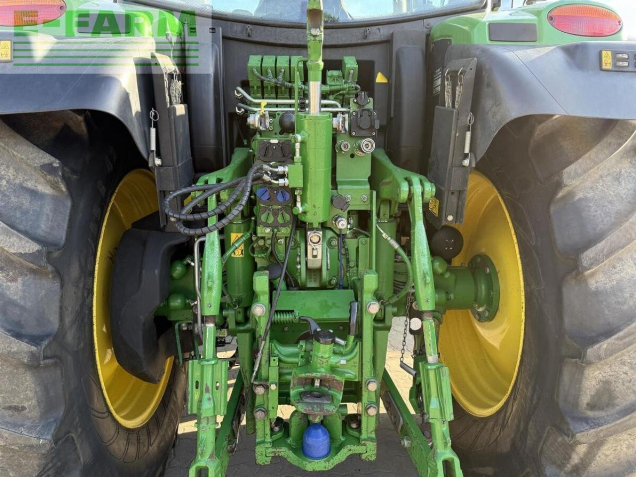 Farm tractor John Deere 6155r: picture 6