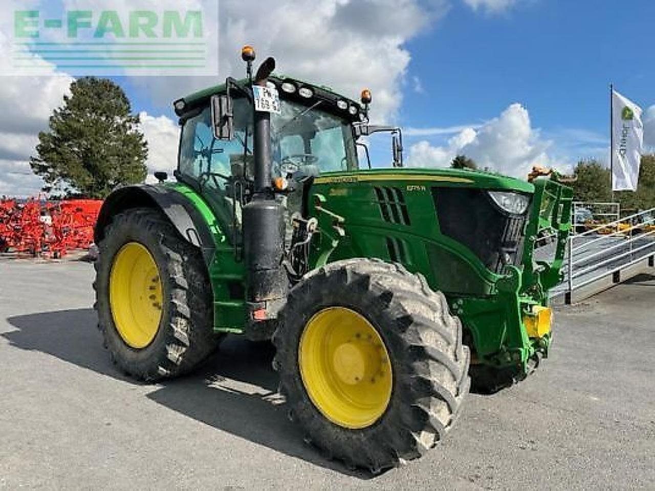 John Deere 6175r - Farm tractor: picture 3 John Deere 6175r - Farm tractor: picture 3