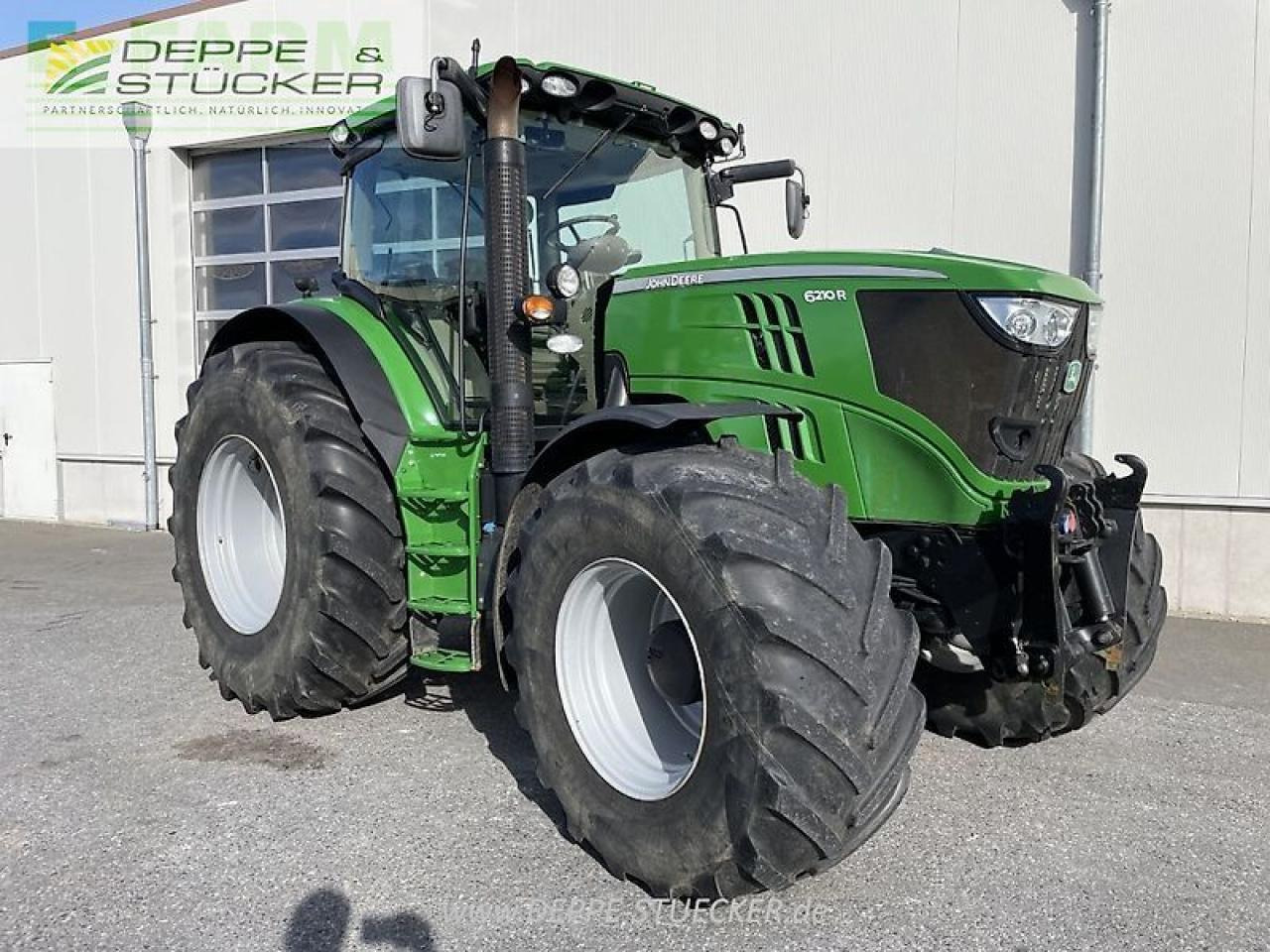 John Deere 6210r - Farm tractor: picture 4 John Deere 6210r - Farm tractor: picture 4
